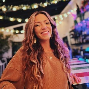 Meet your Posher, Natalie